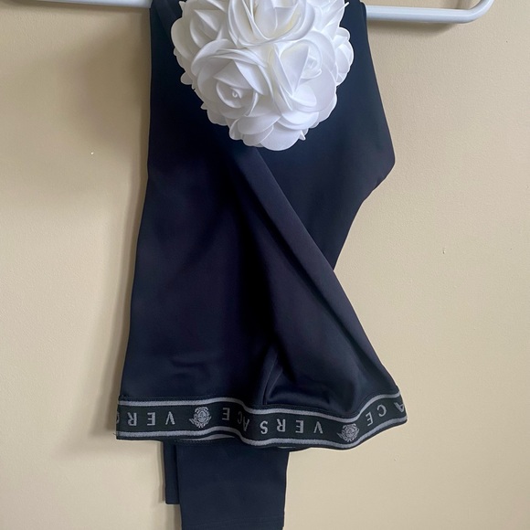 GORGEOUS Versace leggings / tights vintage black size large. - Picture 2 of 6